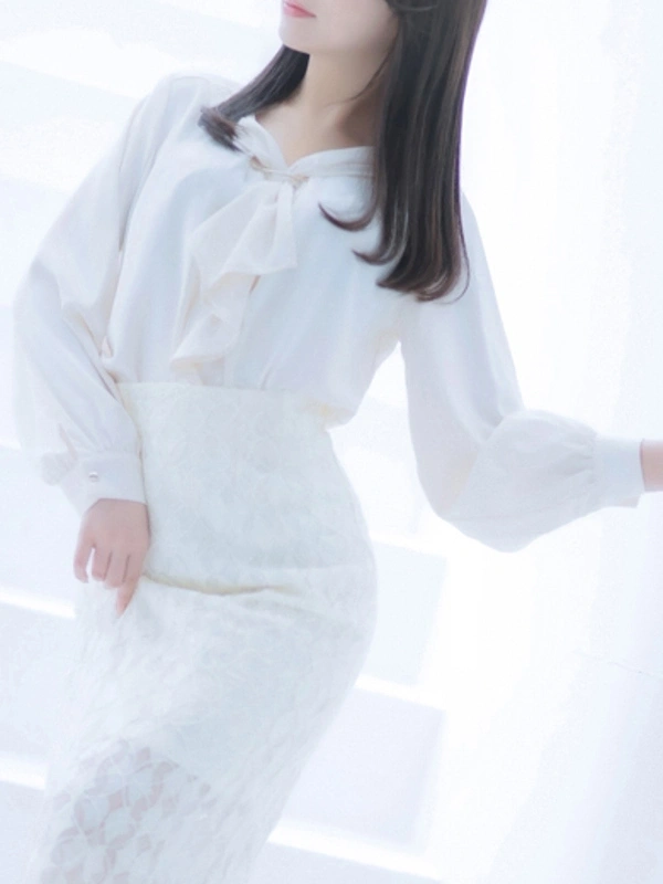 新人・花奈(かな)