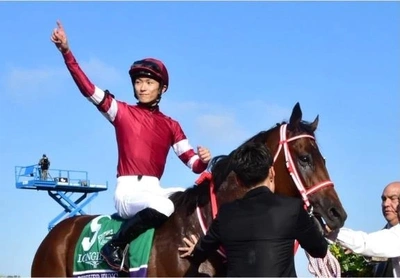 「フォーエバーヤングが無事に戻ってこれますように…」