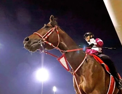 「騎手、調教師共にドバイ入り〜」🎵