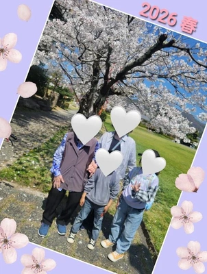 「公園でお花見したよ」❗️