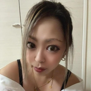 髪の毛結んだ