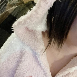 ＼明日金曜日／