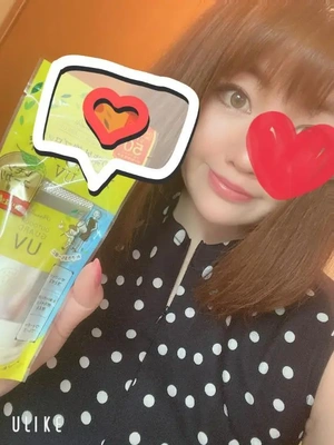 ななこは白派。