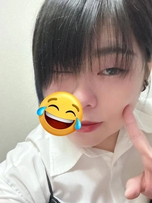 出勤してまーす！あとイメチェン！