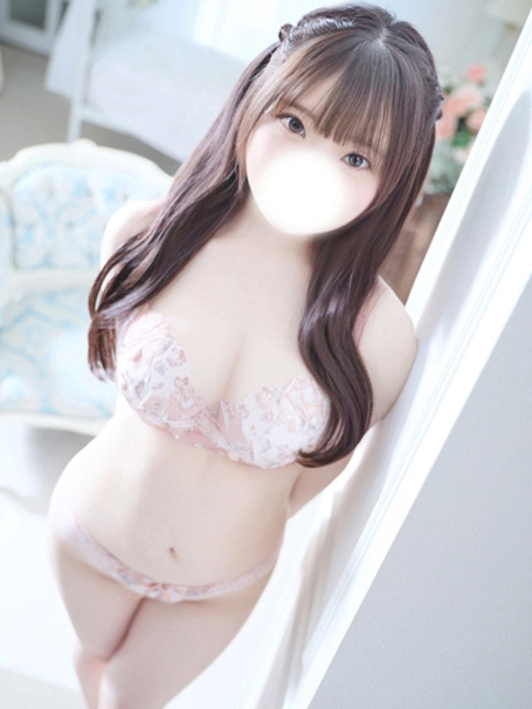 新人・ひなこ