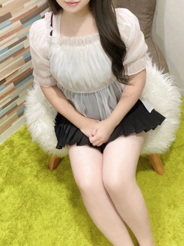 新人・みお