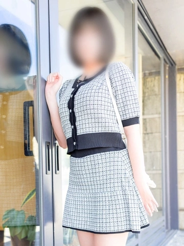 本日の出勤女性&受付開始時間のご案内♪