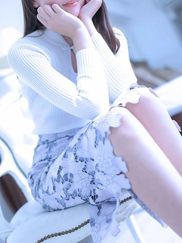 新人・莉々(リリ)