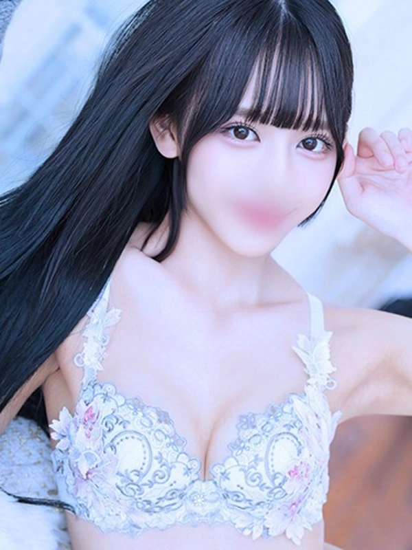 玲於奈(レオナ)