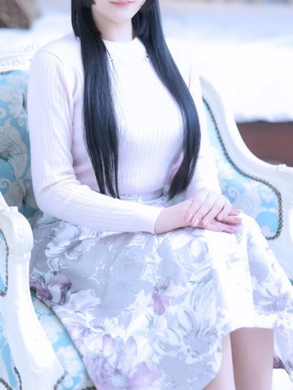 新人・真里(マリ)