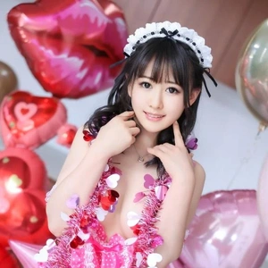 ねぇ💕…そんな近くに来たらドキドキするよ？😳