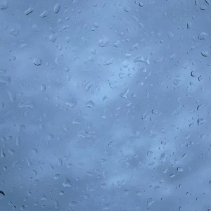 雨降ってきちゃったね🥺