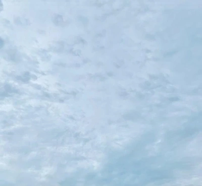 こんにちは☁️