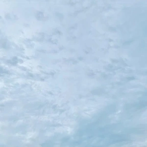 こんにちは☁️