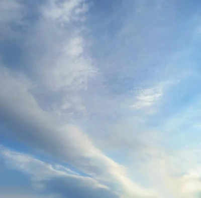 こんにちは🌥️