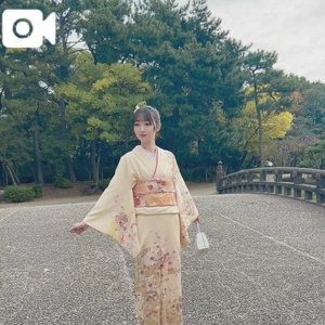 ごはん屋さんへ😋