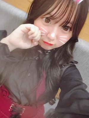 (՞- -՞)ᐝ