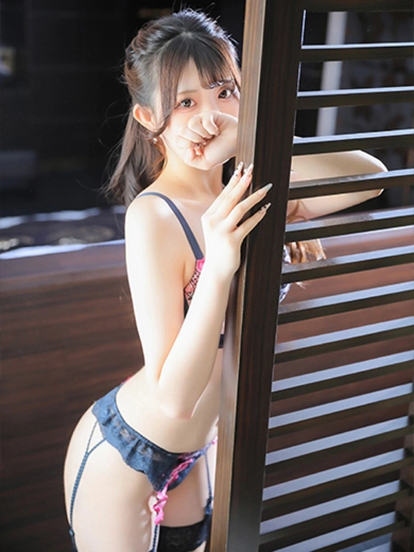 新人・くるみ