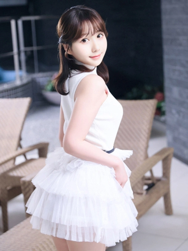 新人・こはる☆濡れて誘う清純肌