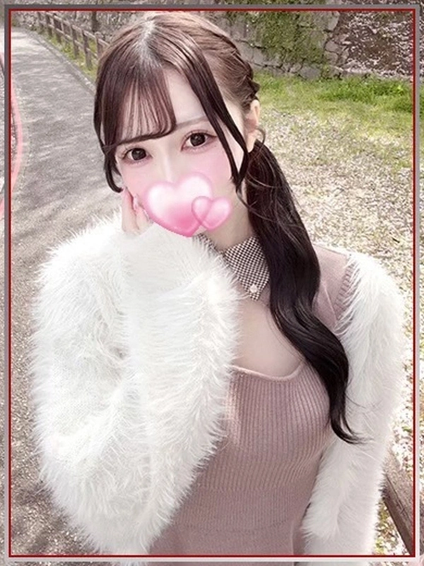 ももあ