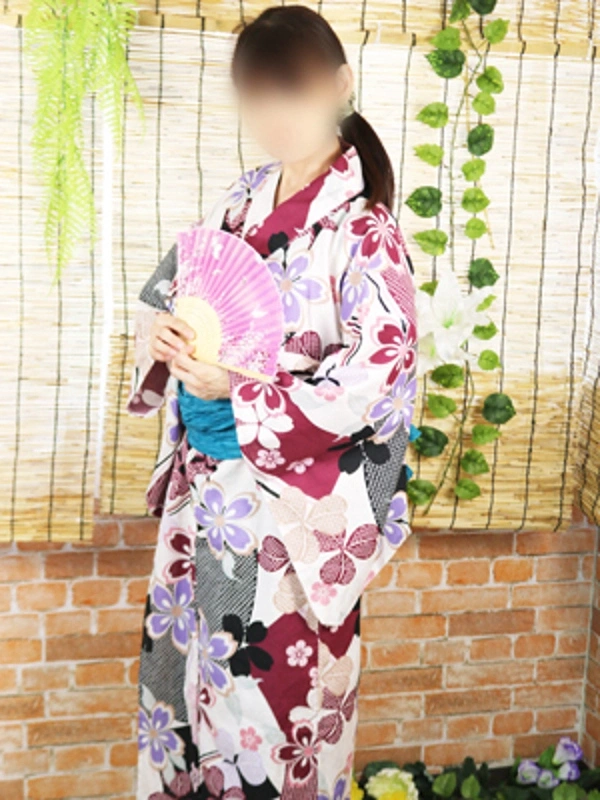 みいな