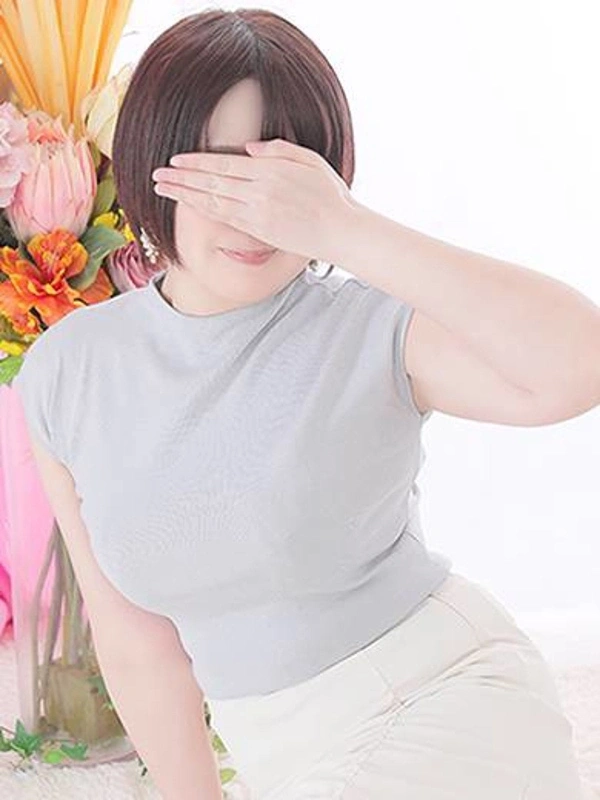 松井 ももか