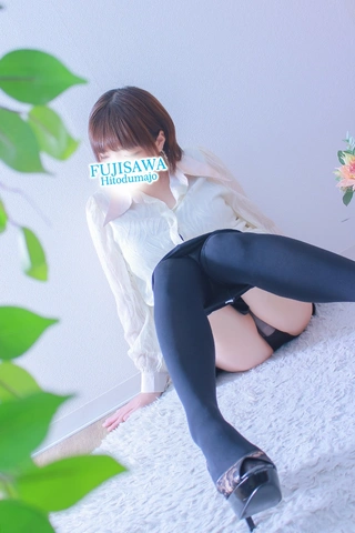 貴方だけが知れる彼女の秘密♪人妻の甘い囁き・・・