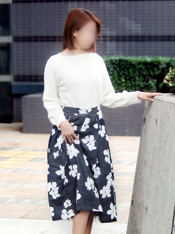 人気のスレンダー奥様ご案内枠ございます♪