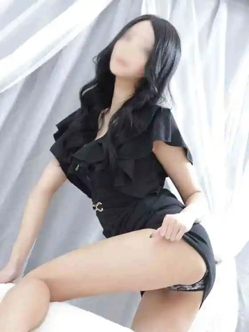 ご紹介可能！透明感溢れる美貌にノックアウト！！！