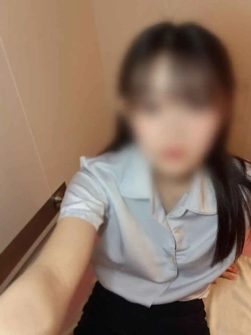 １９時から！スタイル抜群不思議ちゃん系美女爆誕！！！