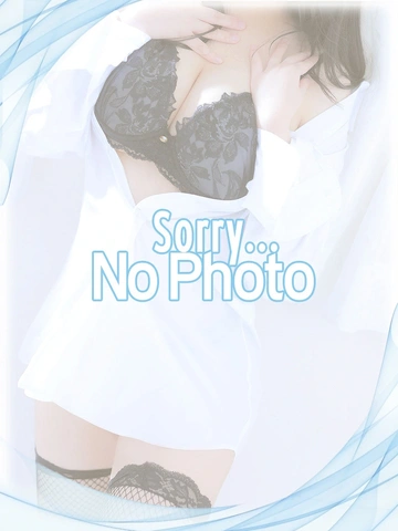 容姿端麗♪モデル顔負けの細身の身体に整った顔立ちの極上美人！