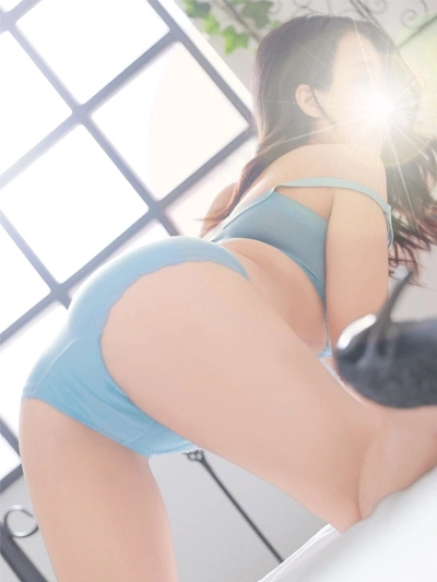 船木なぎさ