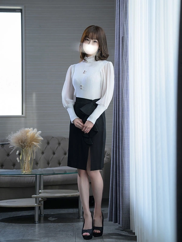 松波奈央