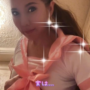 スケスケ、丸出しセーラー服 ♪