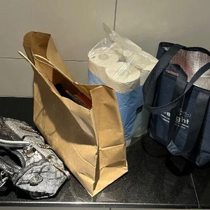 お買い物、後、一件のみ。