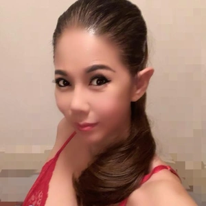 階段で行く4階の部屋