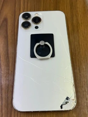 携帯、壊しました。。。