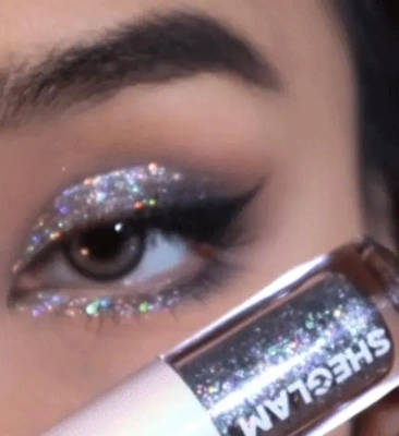 ☆リクエスト☆ 「もっと濃いメイクで、お願いします。」