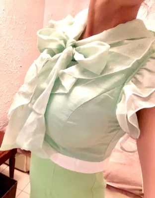 正統派ドレスも、持ち歩いています♪