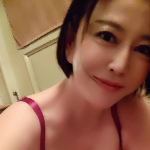 ?エッチに誘惑しちゃうね…?