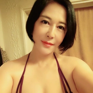 コスプレで大胆になっちゃう…?