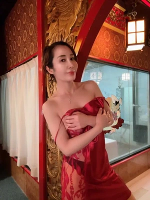 にゅぷ、ぢゅ、ぐちゅ