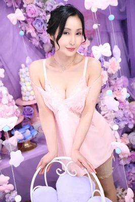 ニュルッ