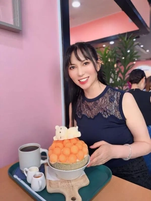 暑い日に鍋食べたくなる女たち
