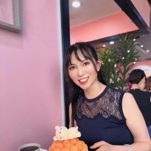 暑い日に鍋食べたくなる女たち