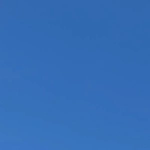 空まで澄んだ日曜日