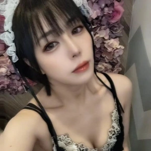 薔薇の香りに誘われて♪