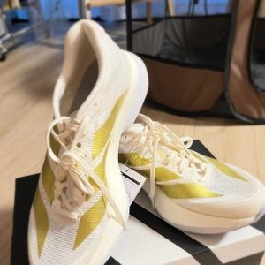 やっぱりアディダー(^◇^;)