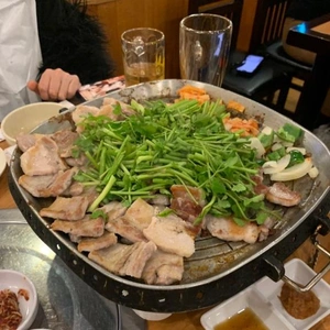 ミナリサムギョプサル♪