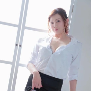 早起きのパンチラ大原